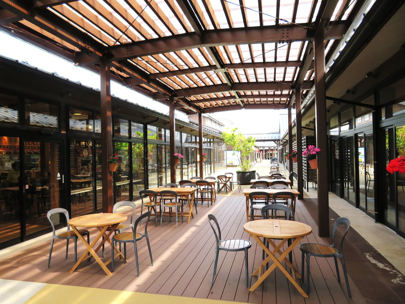 🛍️ 히미 어항 장외시장 히미 반야가이 (히미교코죠가이이치바 히미반야가이) 이미지 4